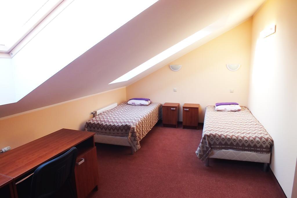 Apalenis Hotel Riga Kamer foto